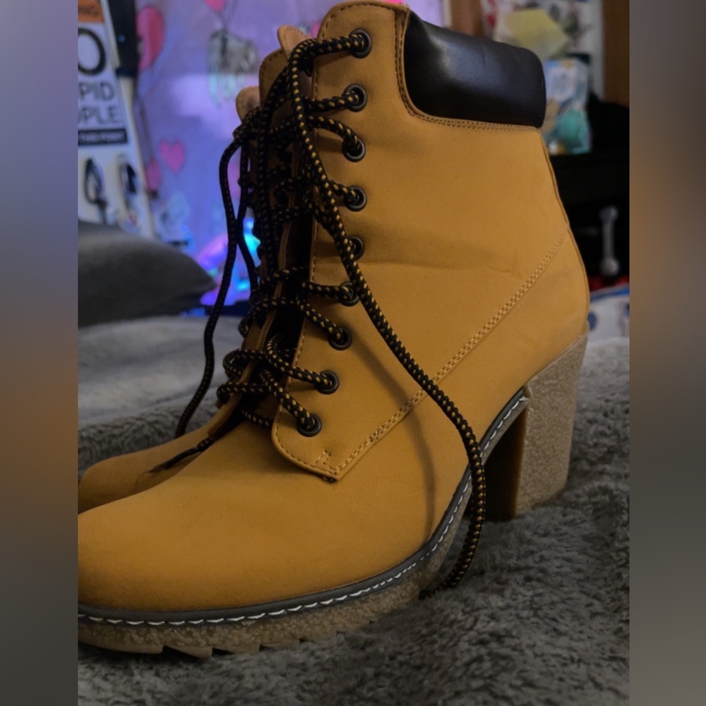 Ankle boots